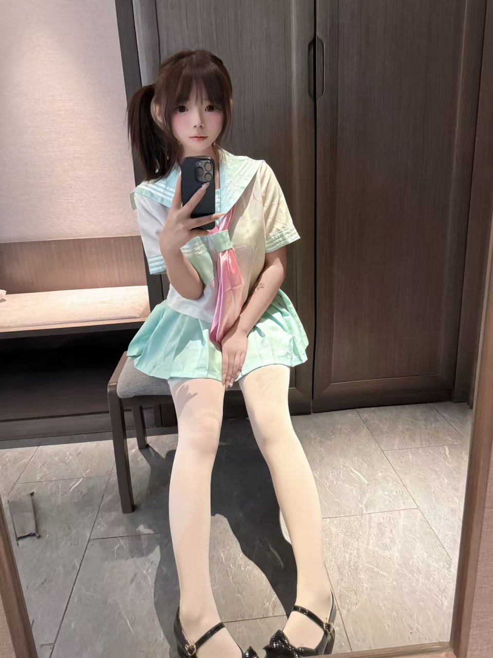 浙江 杭州 编号：563115 (点击复制)
➡️ 