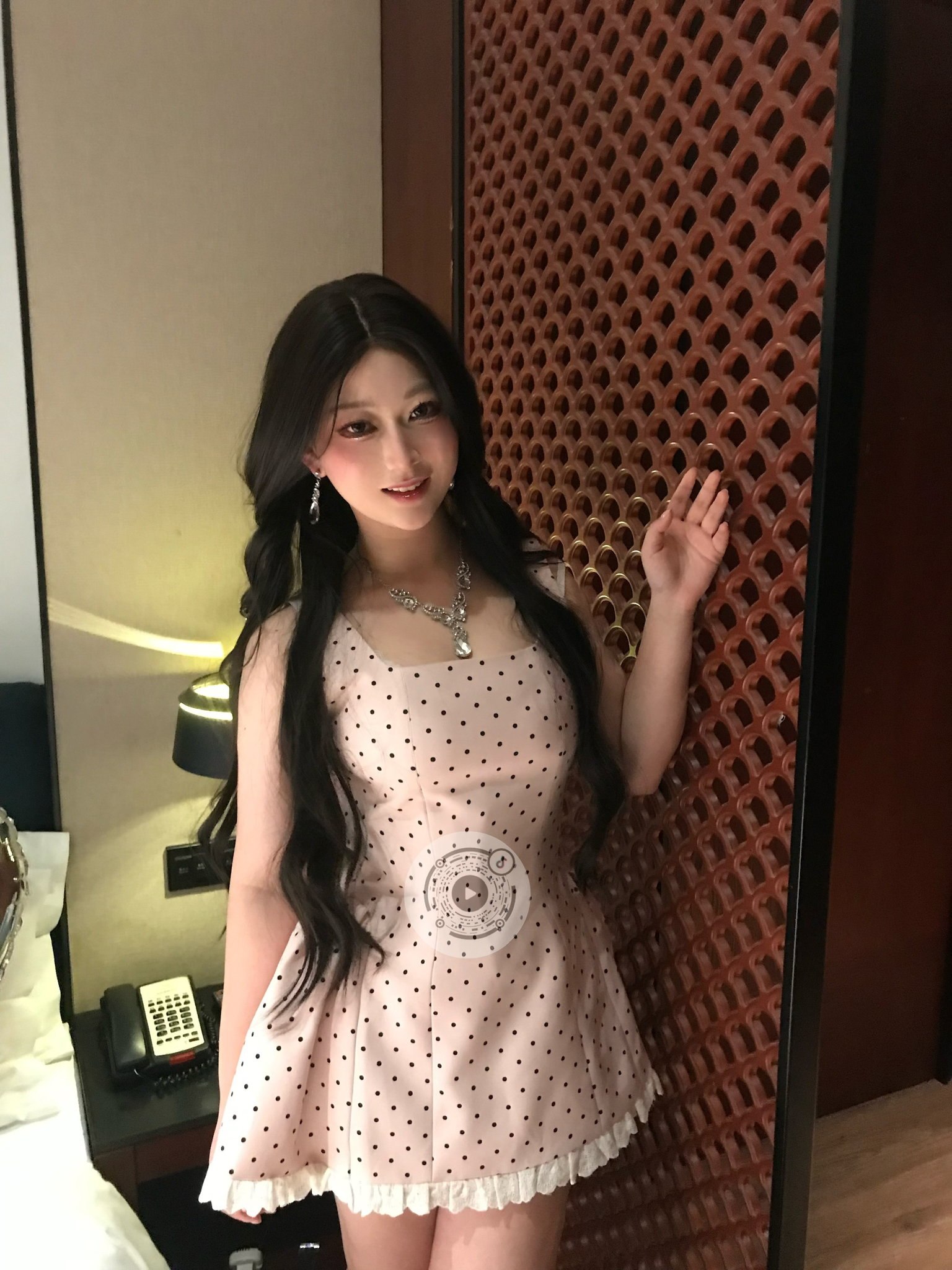 浙江 杭州 编号：605575 (点击复制)
➡️ 