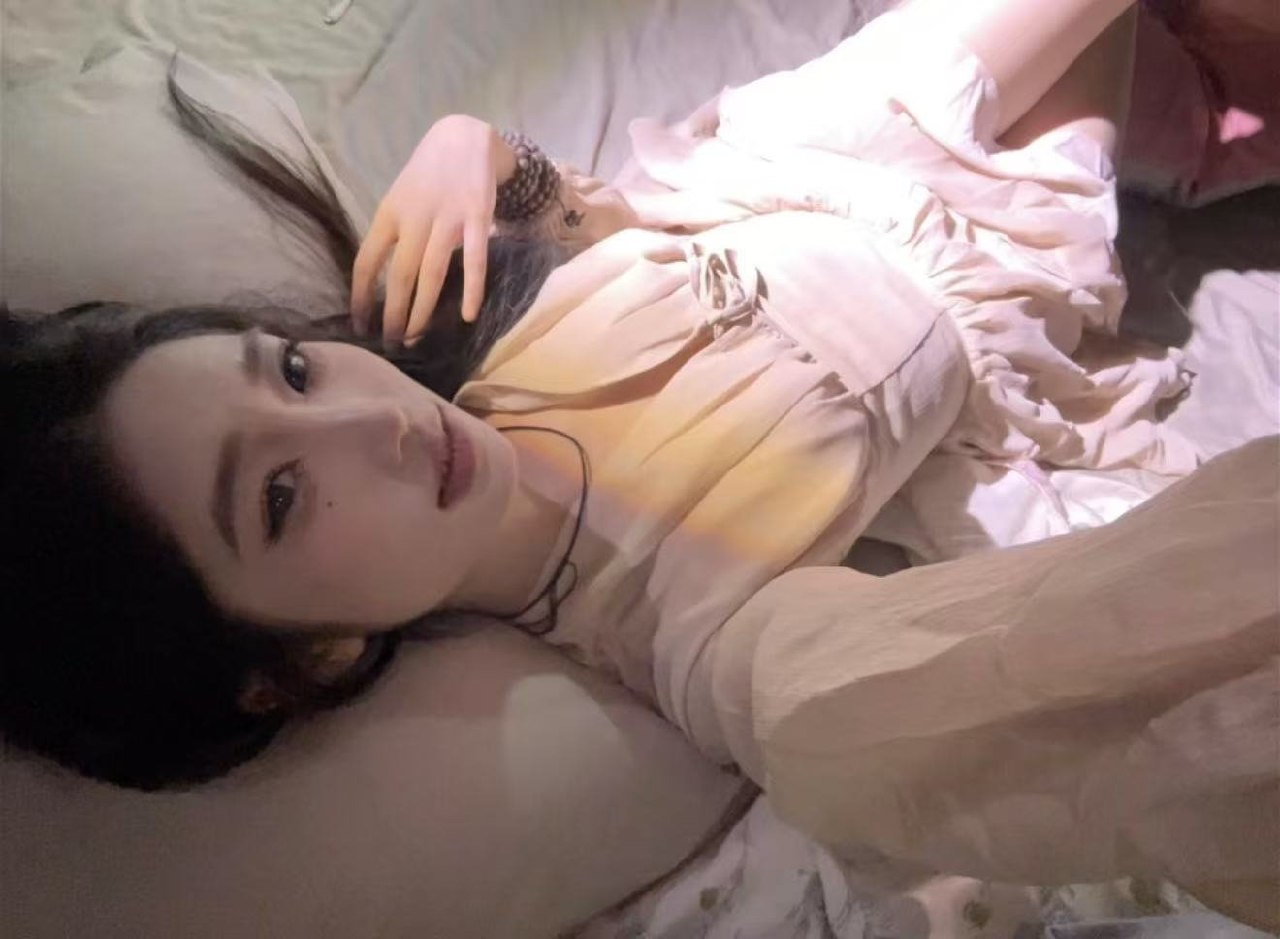 浙江 杭州 编号：325911 (点击复制)
➡️ 