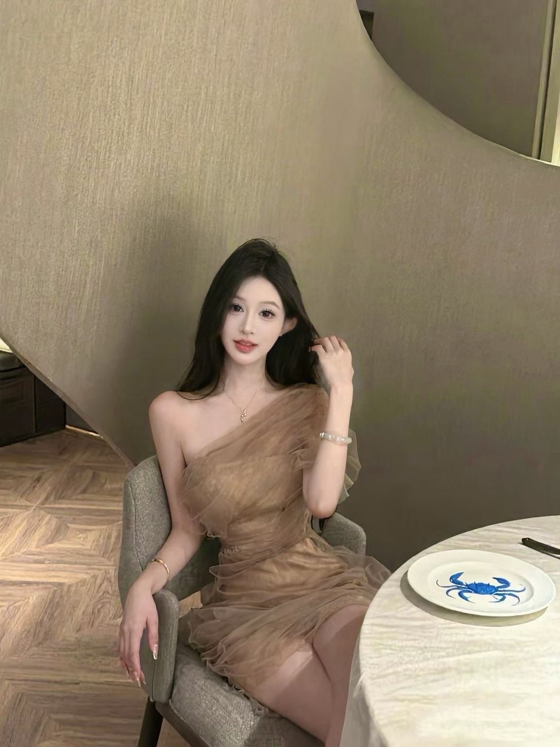 浙江 杭州 编号：969806 (点击复制)
➡️ 
