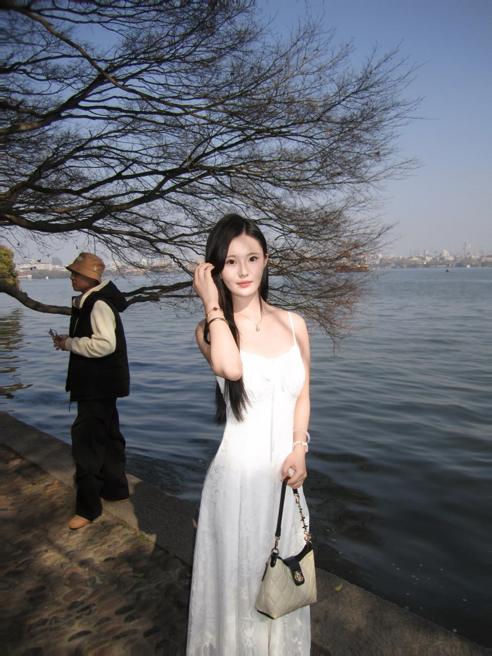 浙江 杭州 编号：398515 (点击复制)
➡️ 