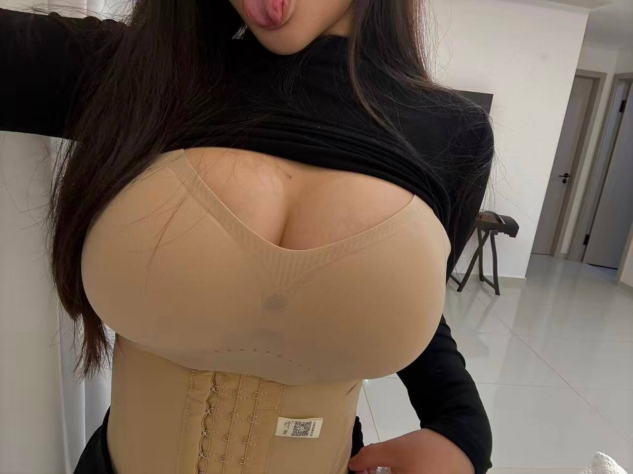 浙江 温州 编号：369982 (点击复制)
➡️ 