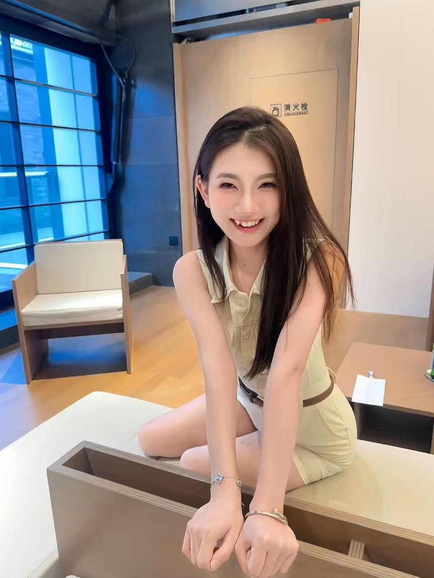 浙江 杭州 编号：011878 (点击复制)
➡️ 