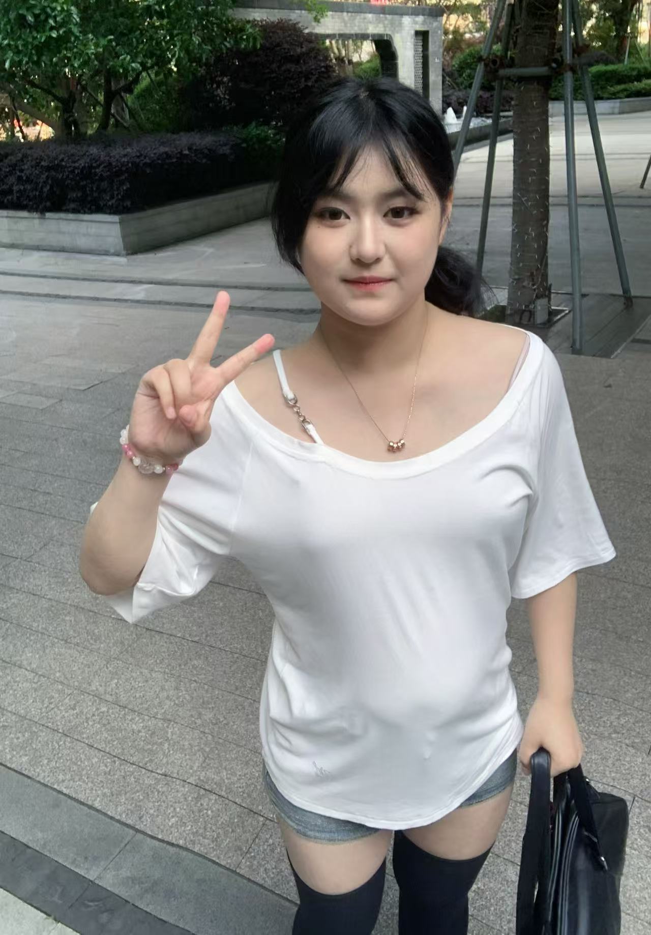 浙江 台州 编号：502740 (点击复制)
➡️ 