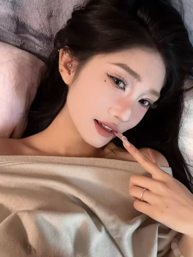 浙江 杭州 编号：325911 (点击复制)
➡️ 
