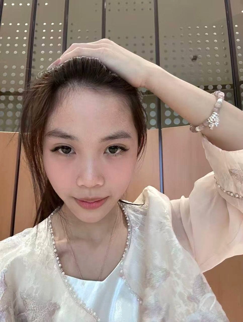 浙江 杭州 编号：481099 (点击复制)
➡️ 