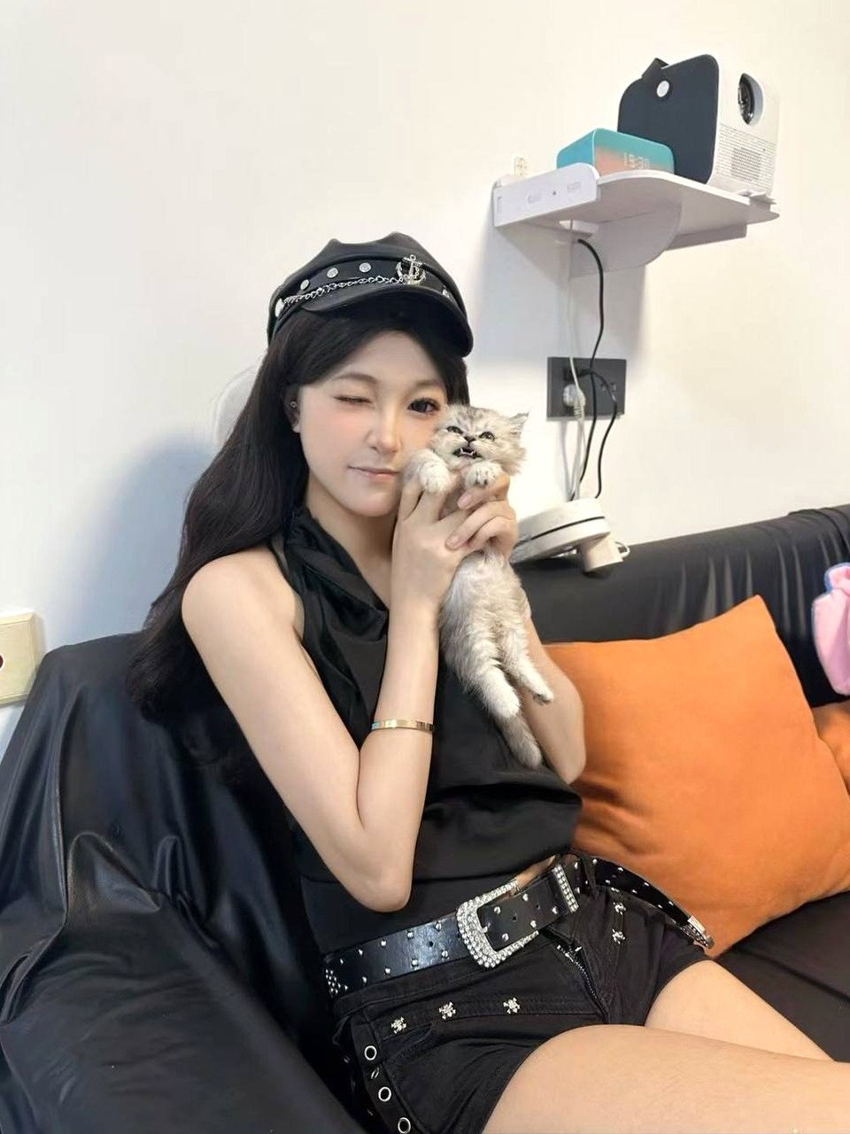 浙江 温州 编号：249885 (点击复制)
➡️ 