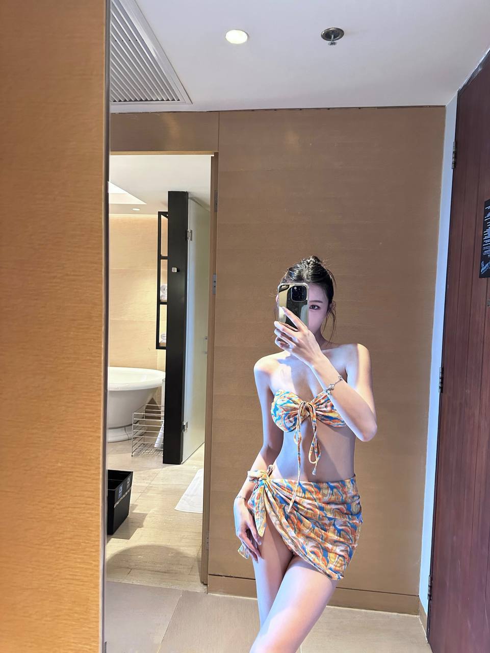 浙江 杭州 编号：355726 (点击复制)
➡️ 