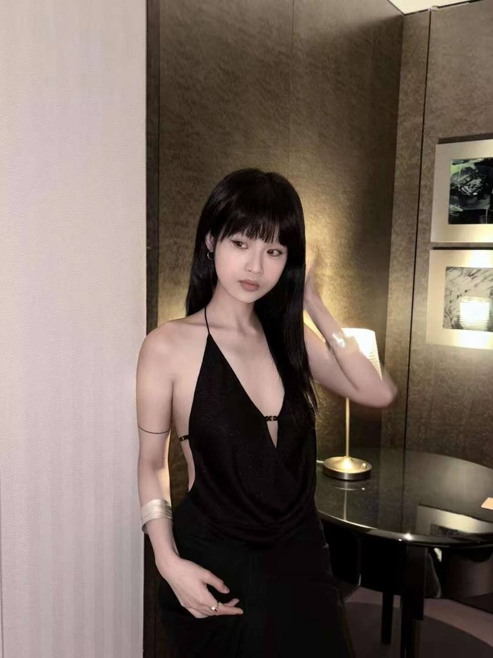 浙江 杭州 编号：056600 (点击复制)
➡️ 