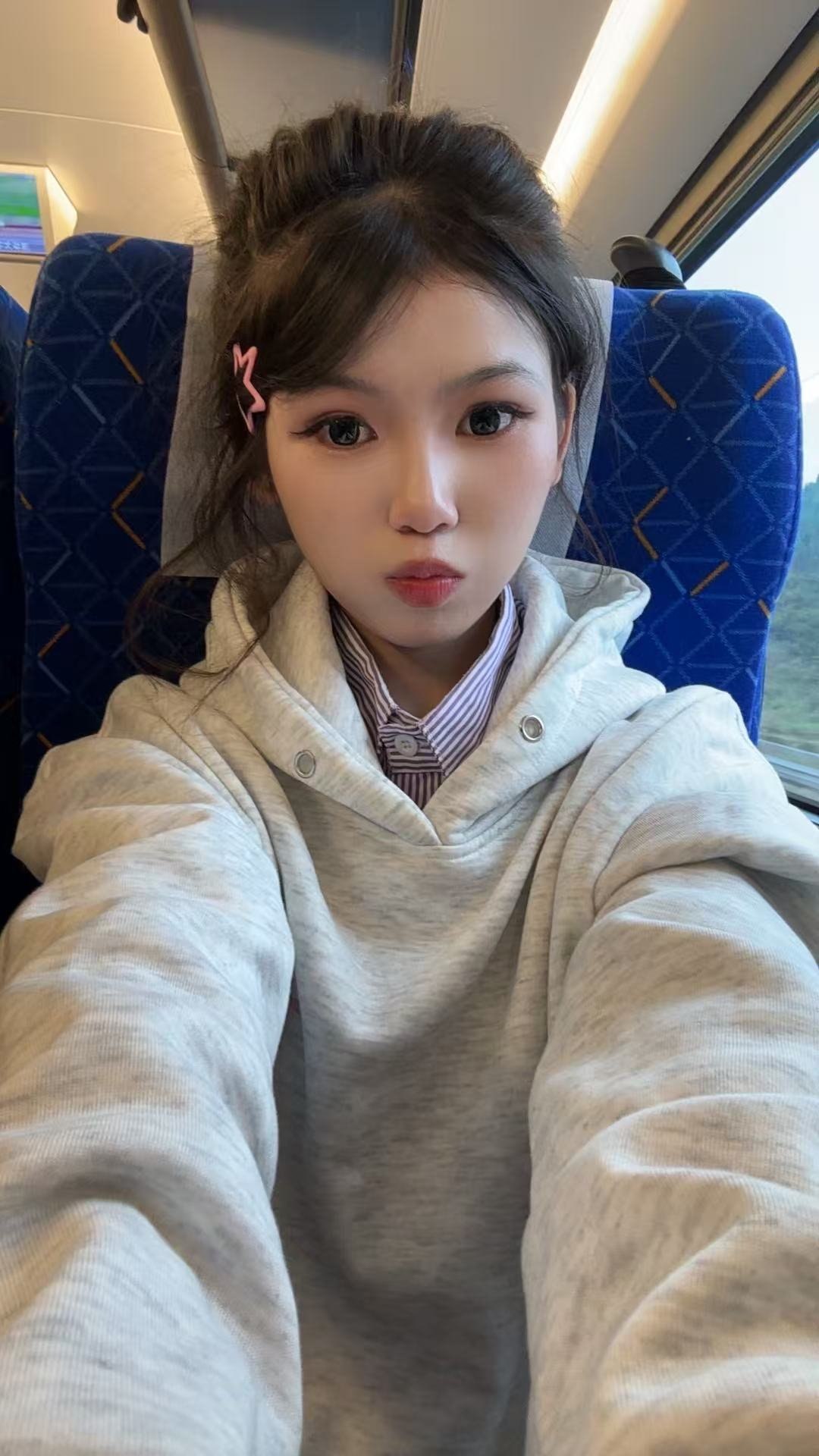 浙江 杭州 编号：797977 (点击复制)
➡️ 