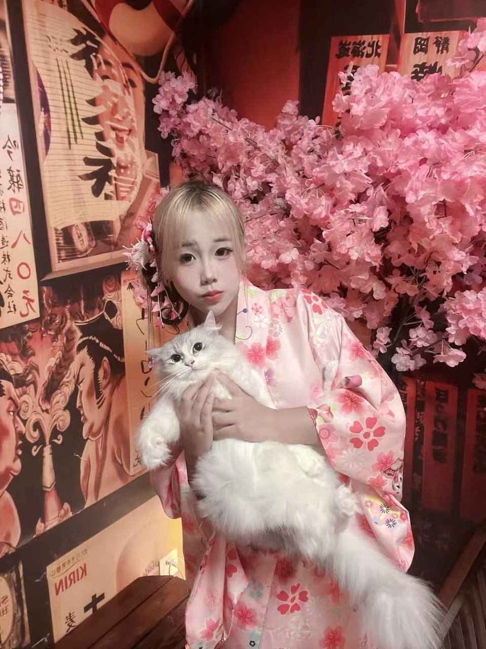 浙江 杭州 编号：764185 (点击复制)
➡️ 