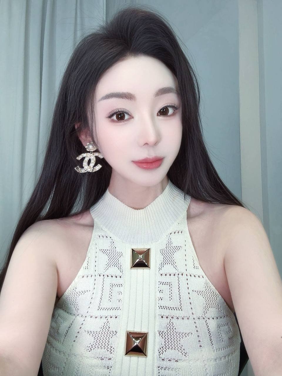浙江 杭州 编号：892165 (点击复制)
➡️ 