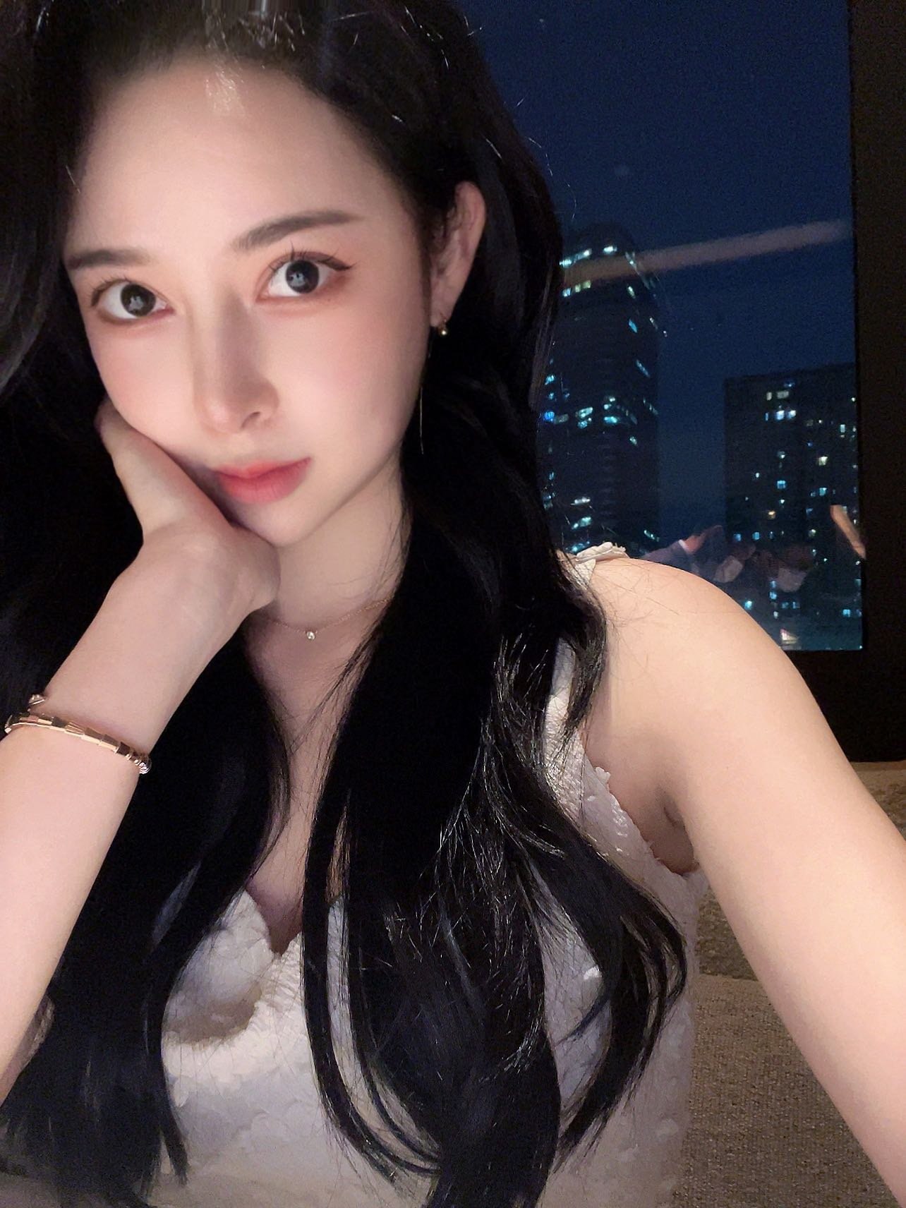 浙江 杭州 编号：868929 (点击复制)
➡️ 