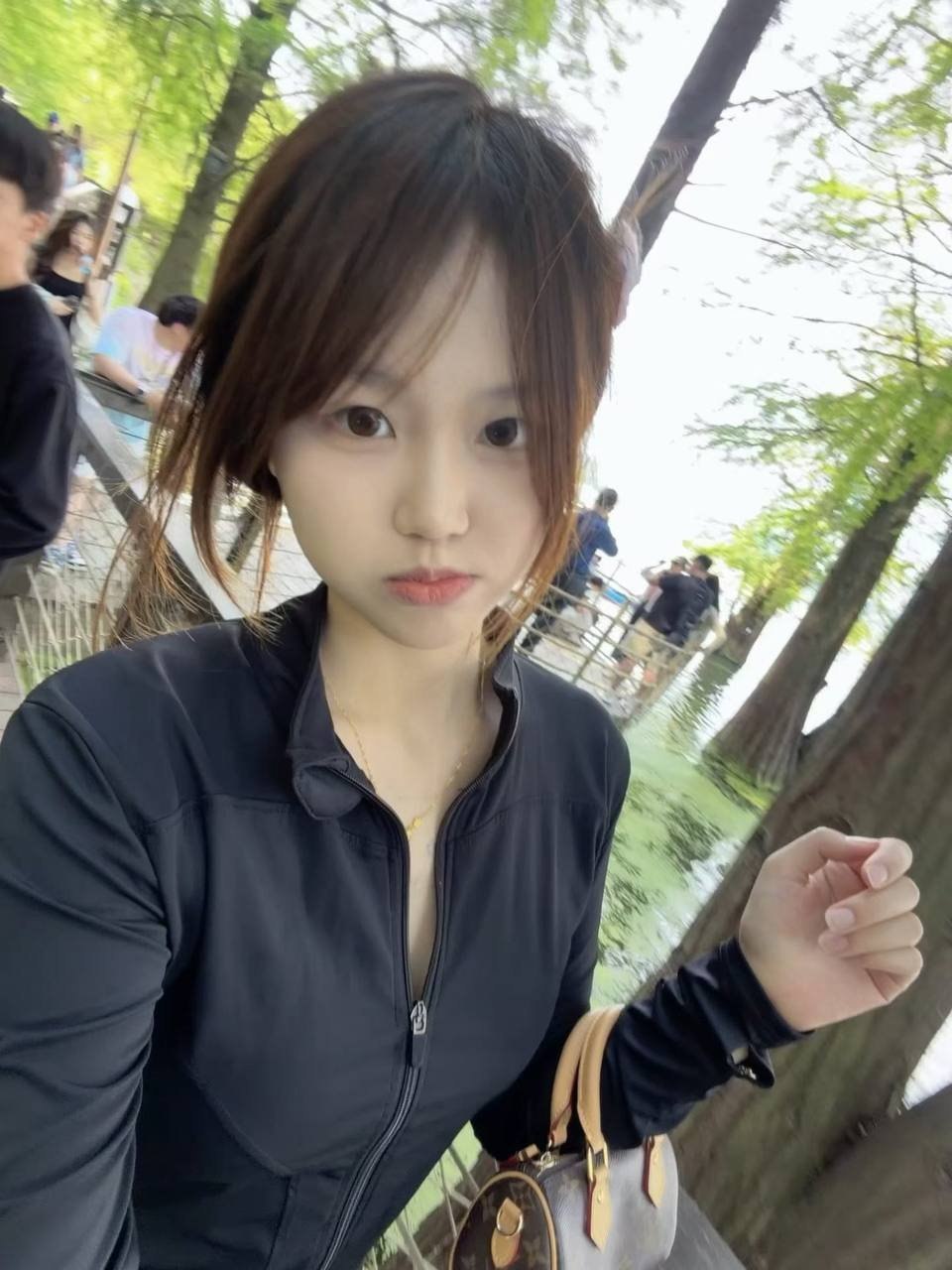 浙江 杭州 编号：682120 (点击复制)
➡️ 