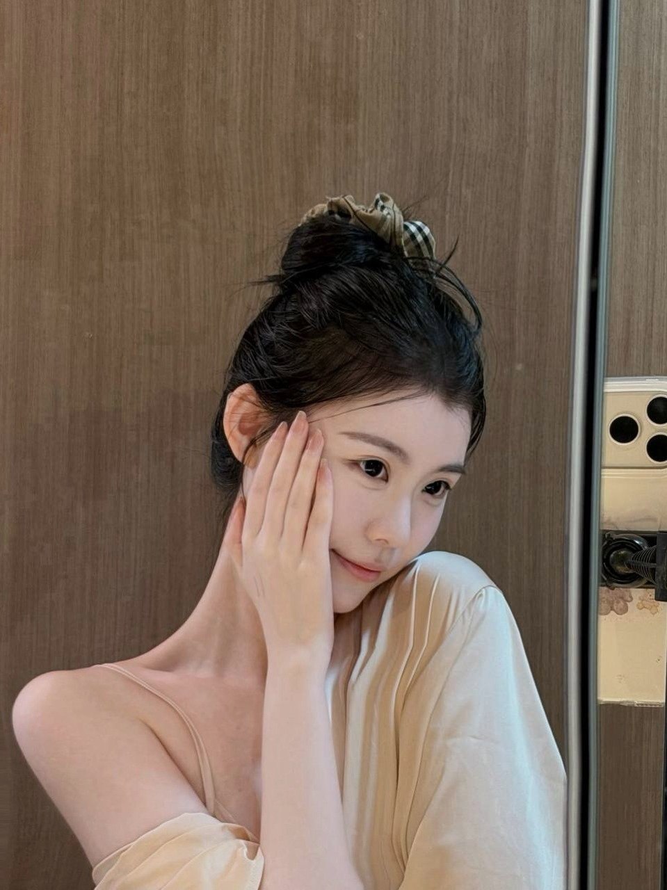 浙江 杭州 编号： 088955 （260901）
